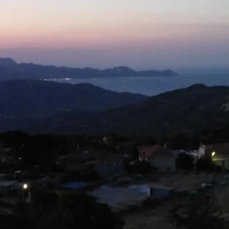 κωνσταντιοσ Διαμέρισμα Okhthonia